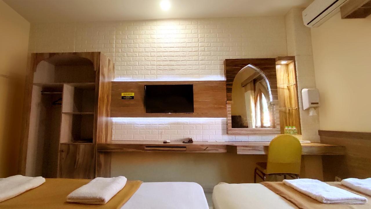 فندق إبراهيم سيارياه سيمارانغ المظهر الخارجي الصورة